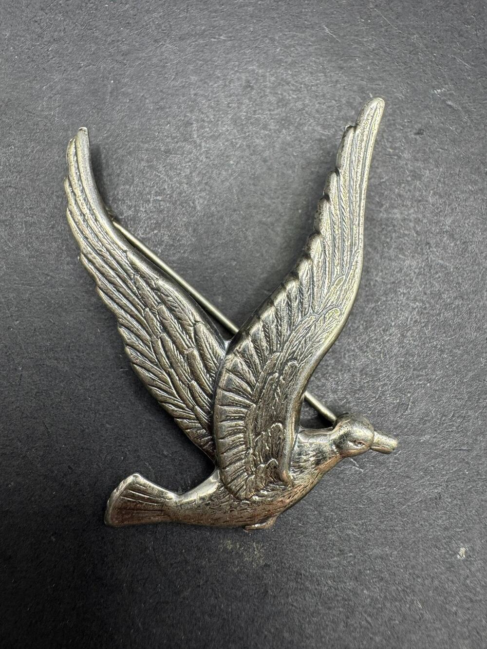 Vintage 925 Sterling Silver Flying Bird Pin Brooch Detailed Wings Jewelry